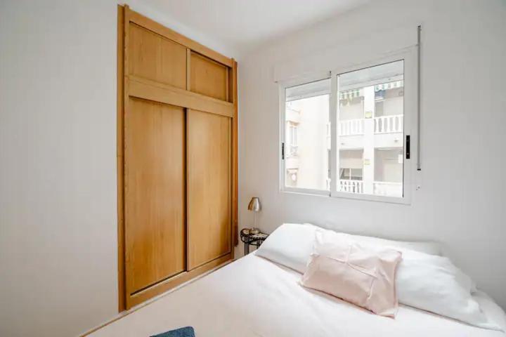 Apartamento Inteiro Acolhedor Perto Da Praia Torrevieja Exterior photo