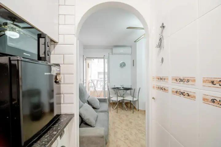 Apartamento Inteiro Acolhedor Perto Da Praia Torrevieja Exterior photo