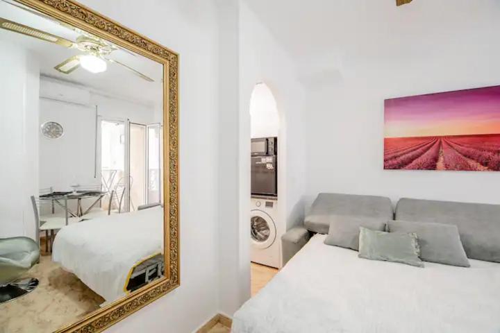 Apartamento Inteiro Acolhedor Perto Da Praia Torrevieja Exterior photo