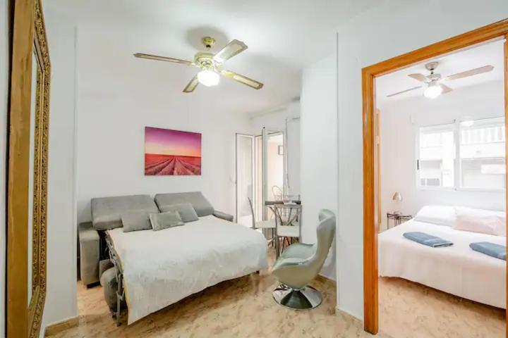 Apartamento Inteiro Acolhedor Perto Da Praia Torrevieja Exterior photo